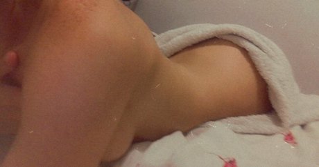 ariafreee perfect star pic