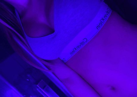 niky zlobidlo naked model pictures