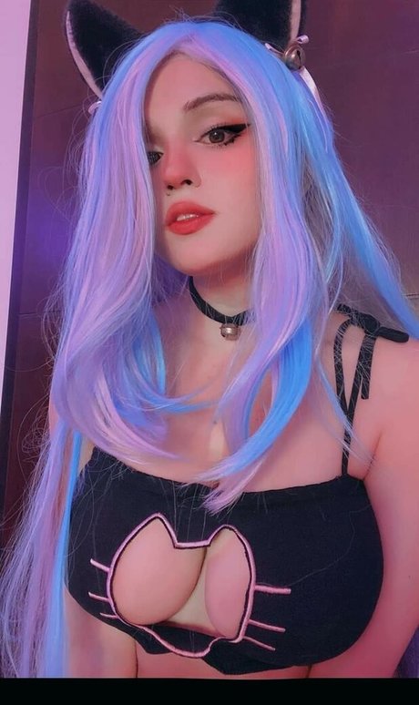 Hell Chan star pornographic images