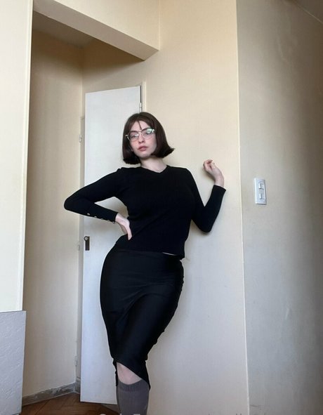 emilychannel model hd photos