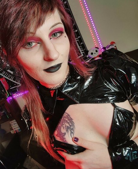 Sora Blackheart sex model pictures