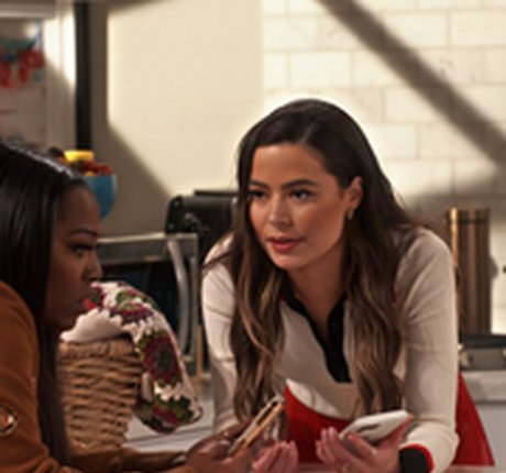 Miranda Cosgrove model naked gallery