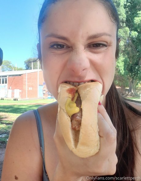 aussielilyfox Quick photo