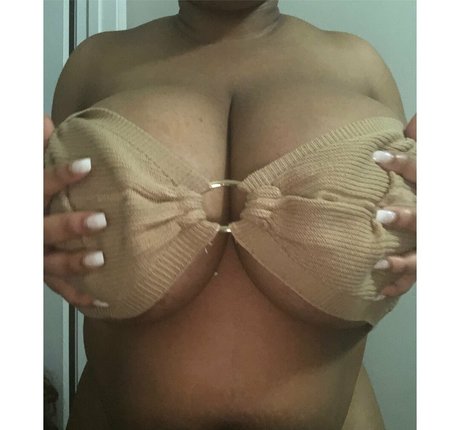 bigtatty sexy pornstar pictures