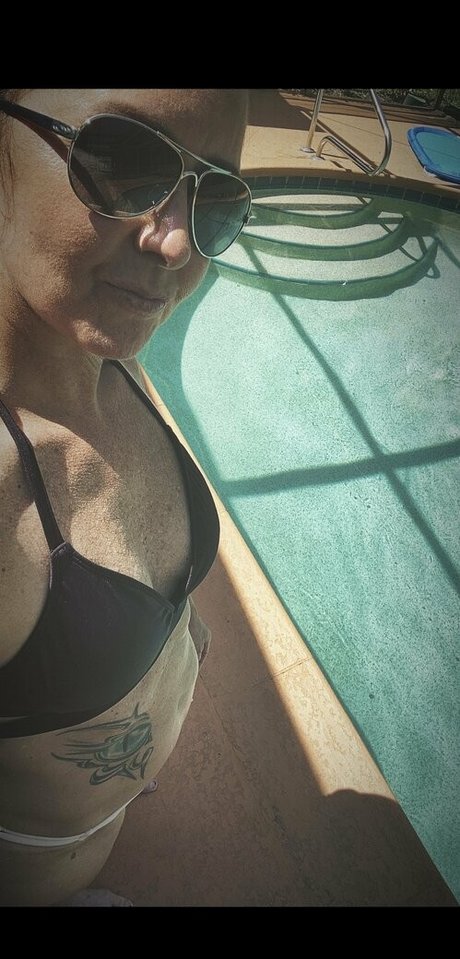 Ishrn pornstar naked archive