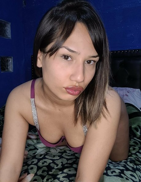 canelam pretty actress image