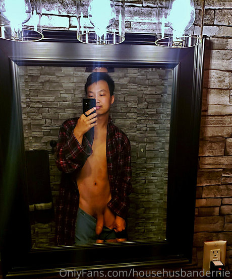 househusbandernie model hot archive