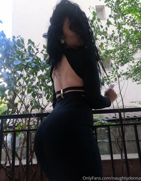 naughtydonna nude pornstar picture