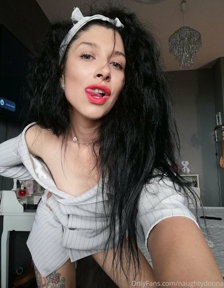 naughtydonna sexy actress pictures