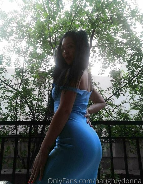 naughtydonna model pictures