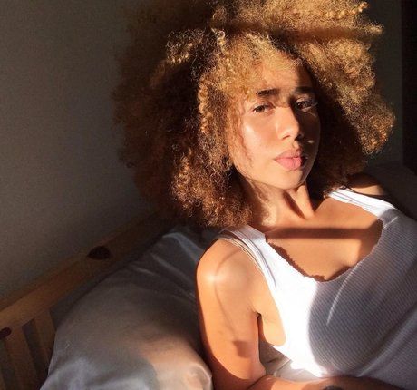 xulanichristine model pornographic img