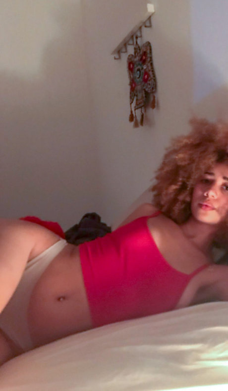 xulanichristine model nudes photo