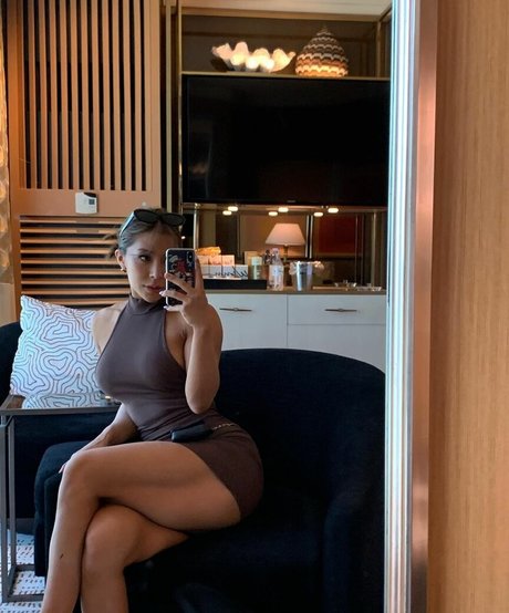 yoonji booty nude pornstar pic