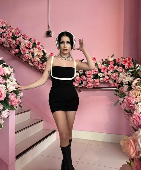 emmanorton hd pornstar photo