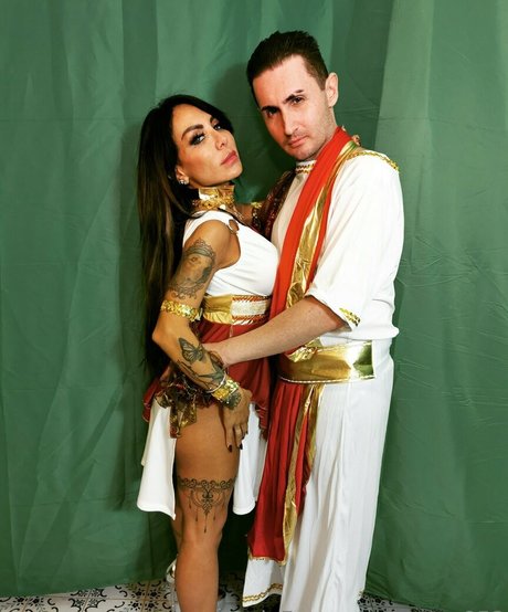 matty852 star top photo