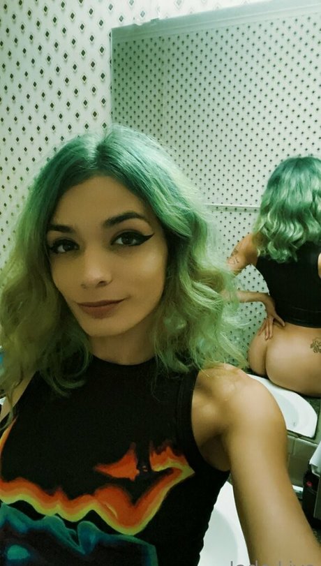 Jadelive xxx pornstar picture