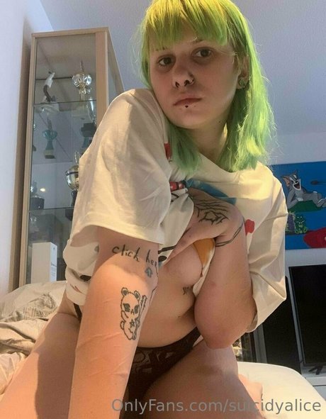 suicidyalice perfect pornstar photos
