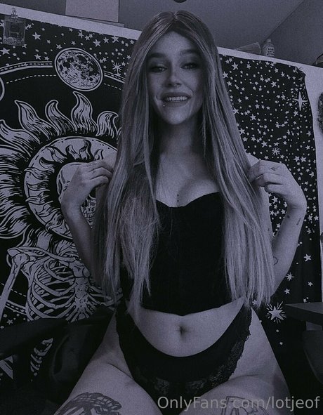 lotjeof pornstar adult archive