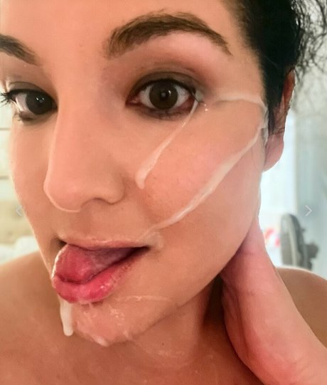 tiktok stars onlyfans hot naked gallery