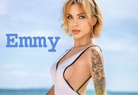 transfindher high quality actress archive