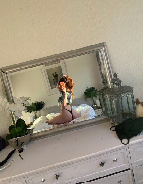 Desiluted exclusive pornstar img