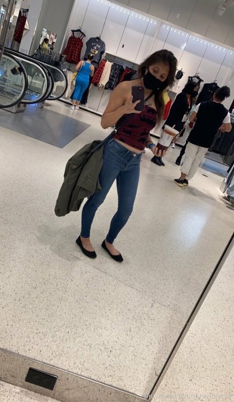 queenbracee star hot photos