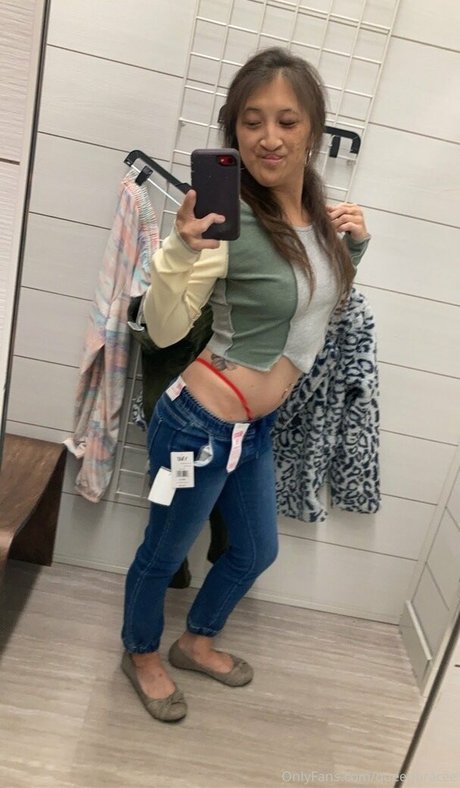 queenbracee naked actress pic