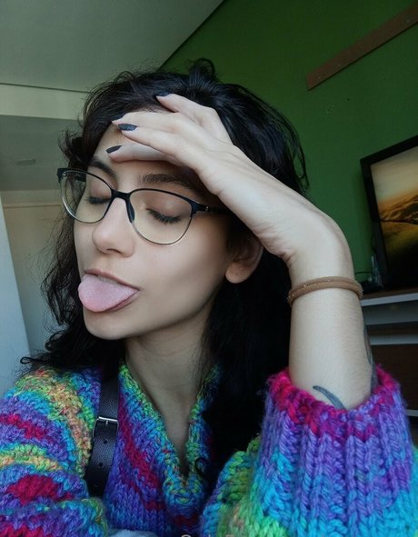 gloryhole princess onlyfans art naked image