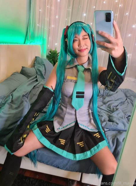 lil mayaafree star nice pictures