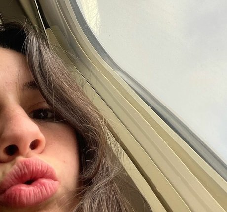 Bea Miller model adult gallery