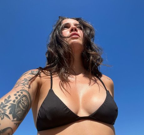 Bea Miller xxx pornstar picture