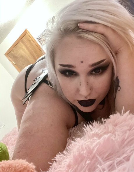 leesuhhh model adult archive