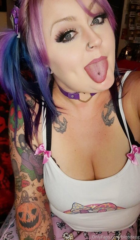 blondeog pornstar beautiful archive