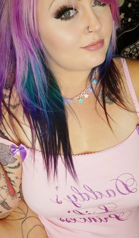 blondeog model nice photo