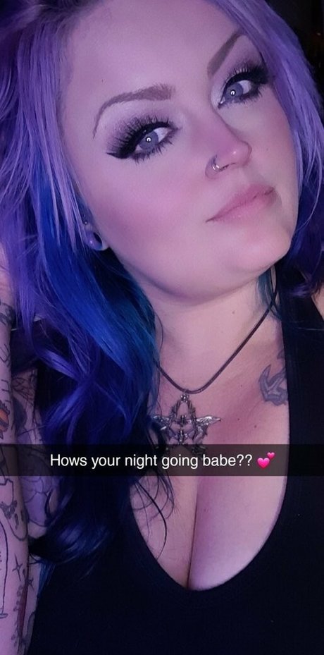 blondeog model picture