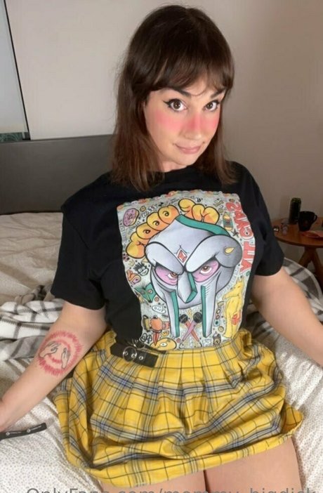 mommybigdickk naked star archive