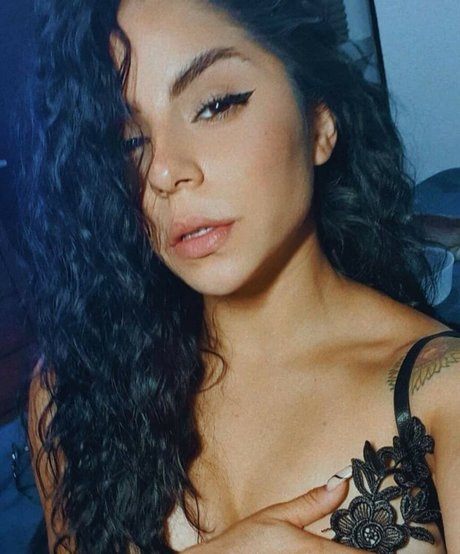 Mariana Alonso Bacelis nice star archive