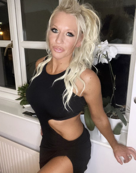 Gail Emms star pretty pics