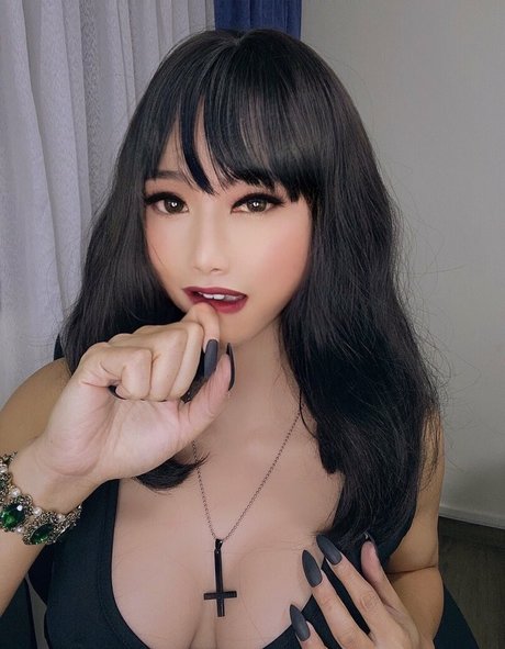 vampypat top actress pic