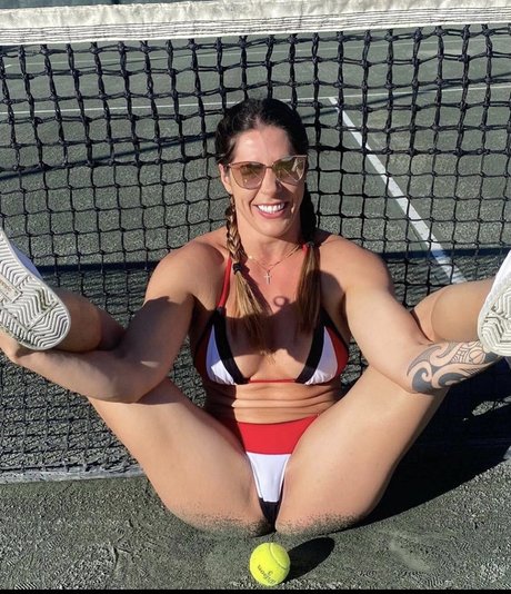 Nathalia Santoro pornstar top picture