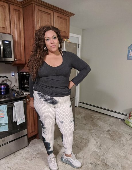 worship nicoles soles adult star img