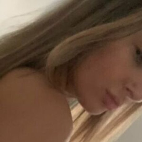 Keiraswxb pretty star pic