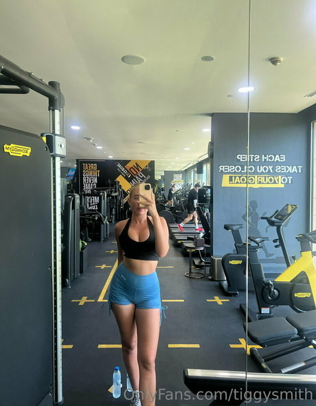 tiggysmith erotic pornstar picture