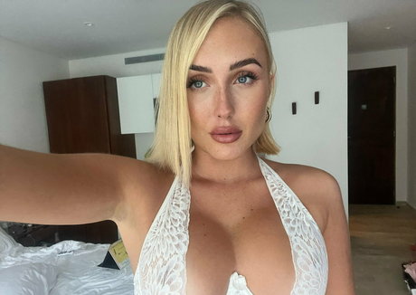 tiggysmith model nice pictures