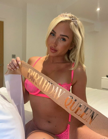 tiggysmith pornstar pretty galleries