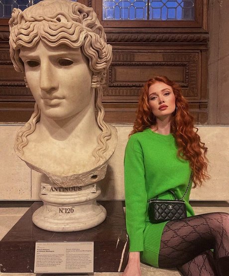 influencer girls onlyfans naked pictures