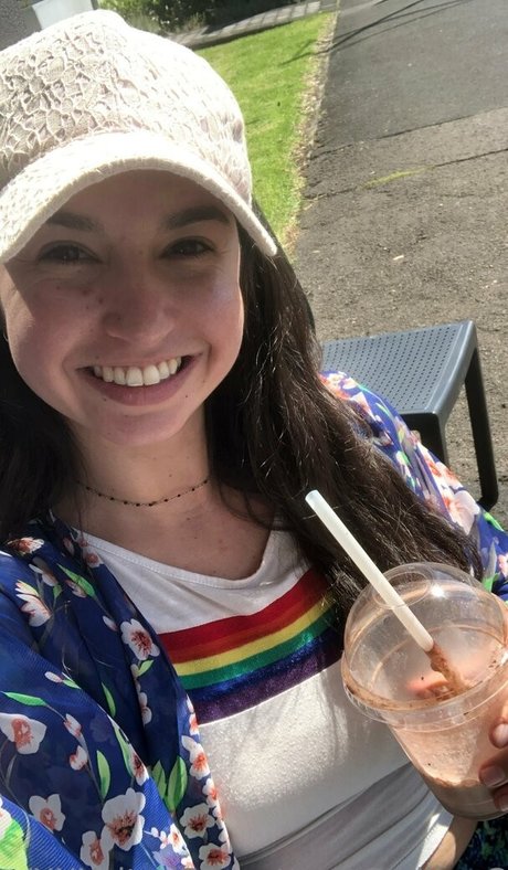 smilingcici pornstar perfect galleries