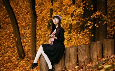 Loli Molly nude model pictures