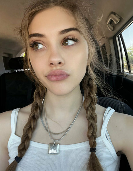 Jessie Carter star picture