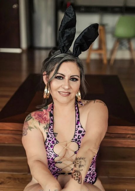 Paty Bacelis star exclusive image